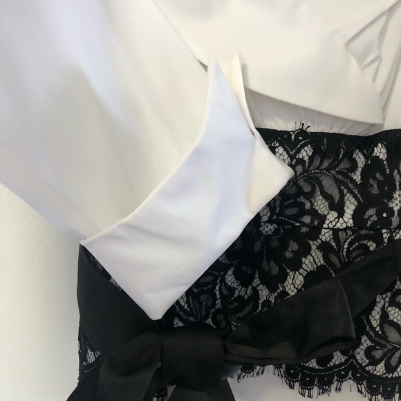 White blouse w/ Black lace - Picture 2 of 2